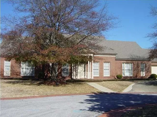 2467 Rosemont Pl, Montgomery, AL 36106