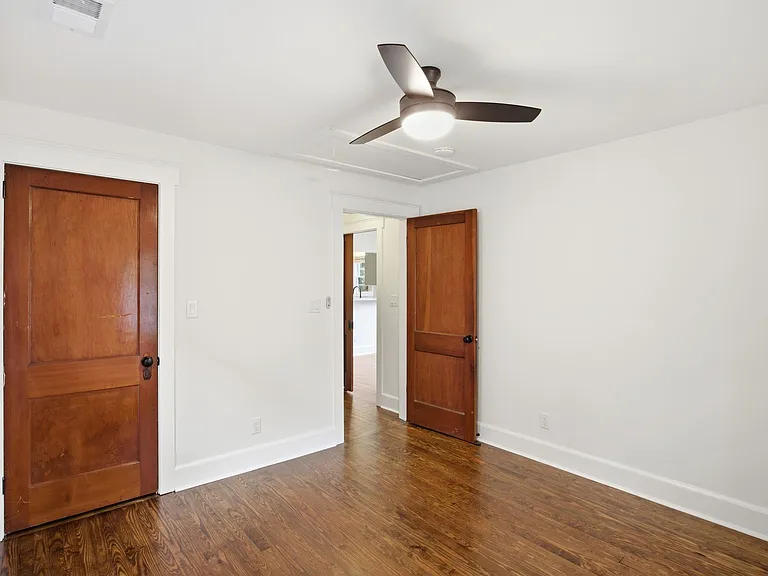 612 S 6th St — Photo 13
