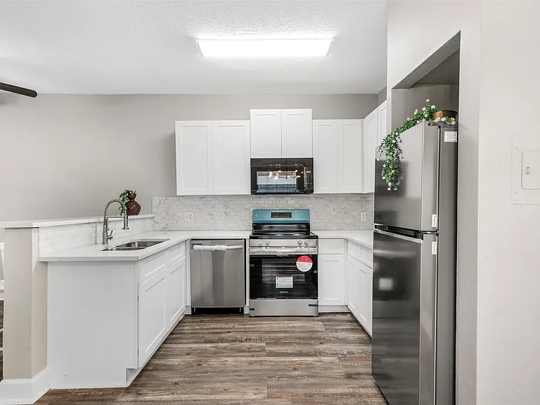 2626 Holly Hall St #101 — Photo 8