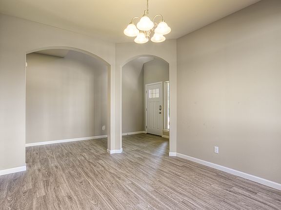 2nd image of 10909 SE 304th St