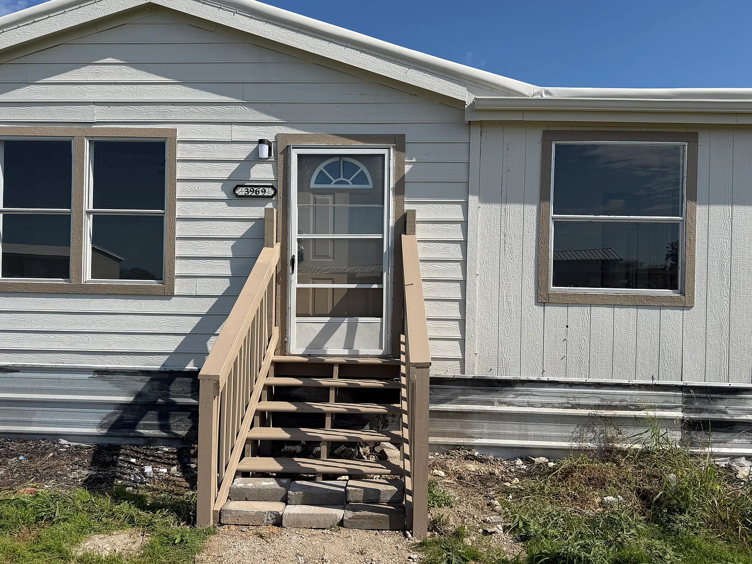 4 bed, 2450 sqft, $1,800 — Photo 3