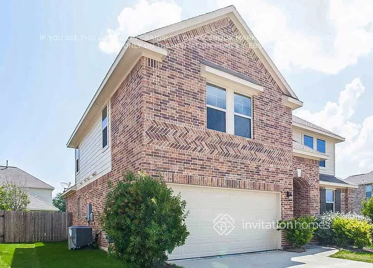 1307 Ainsley Way Dr — Photo 2