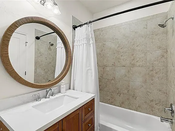 3 bed, 2.5 bath, 1945 sqft, $2,700 — Photo 4