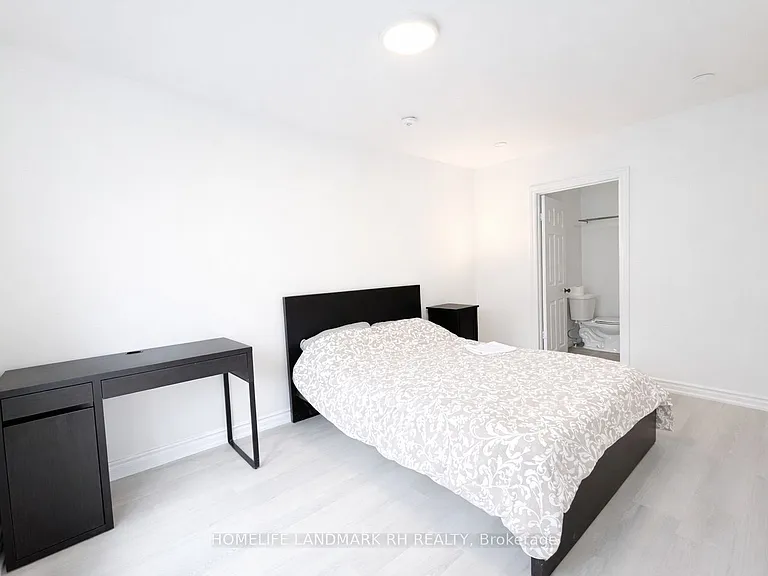 46 Glen Cameron Rd #A — Photo 6