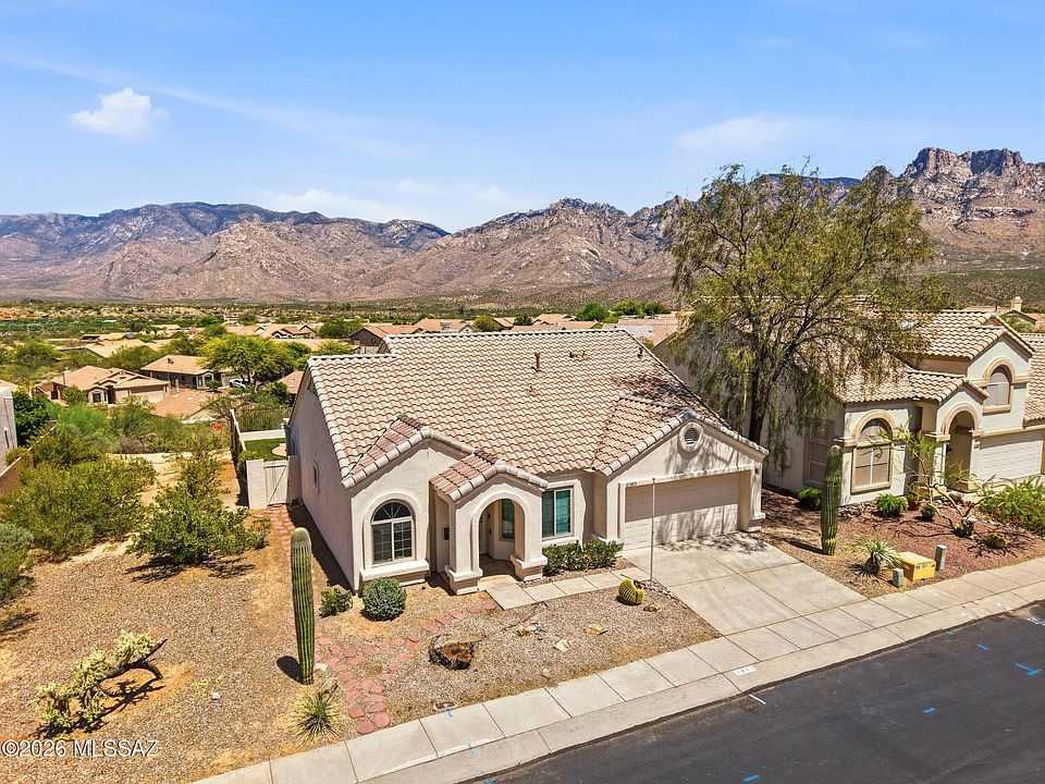 1st image of 11872 N Labyrinth Dr