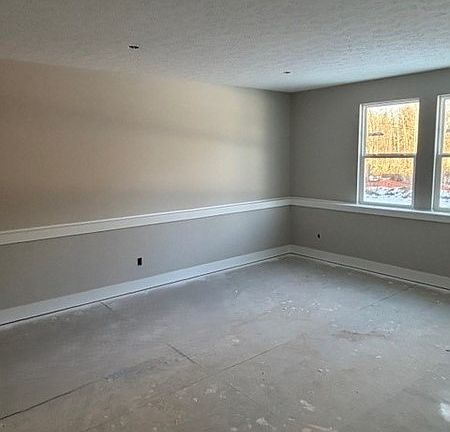 5th image of 3381 White Willow Ln
