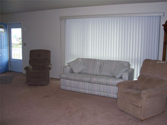 3rd image of 1518 Arrowhead Dr