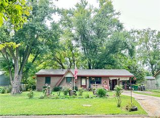 2405 Sycamore Pl, Springdale, AR 72762