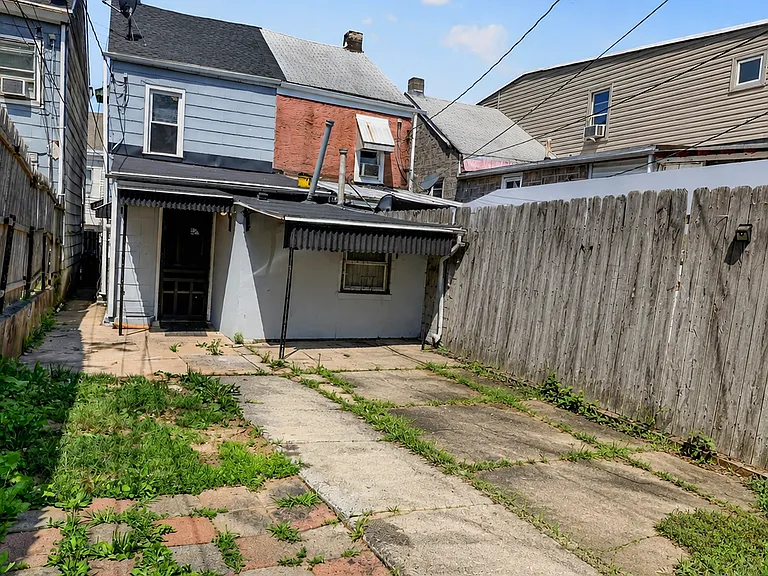 603 Maple St — Photo 5
