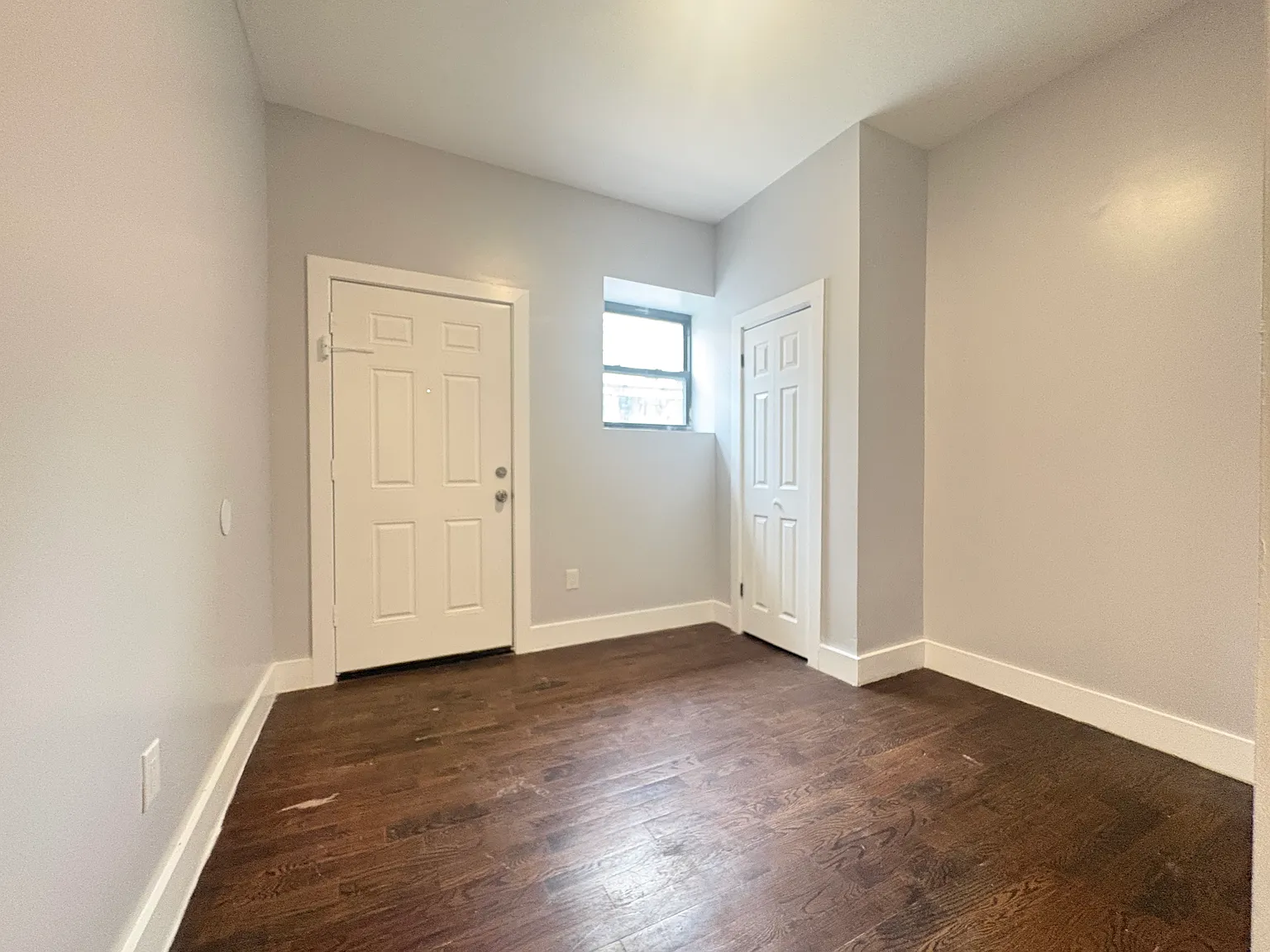 233 Martin Luther King Dr — Photo 4