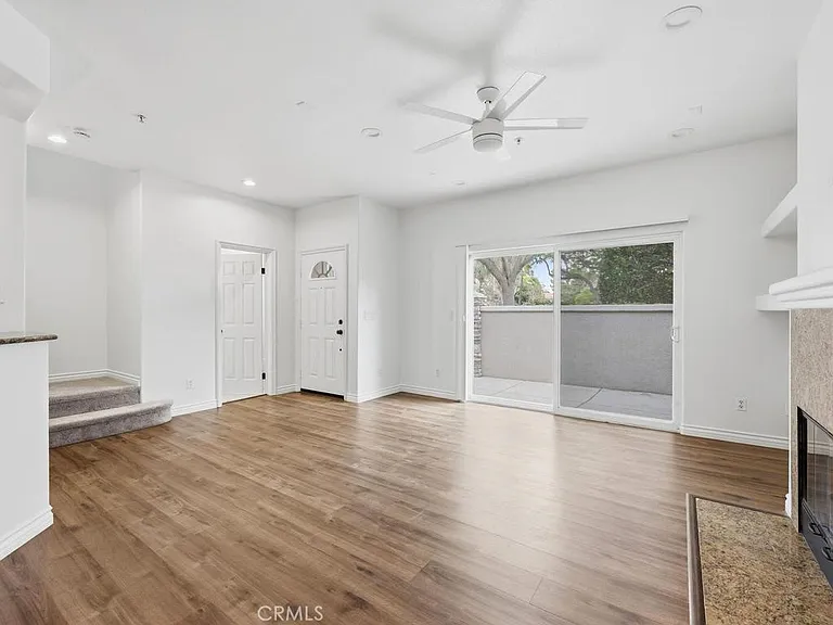 19122 Cole Ln — Photo 6