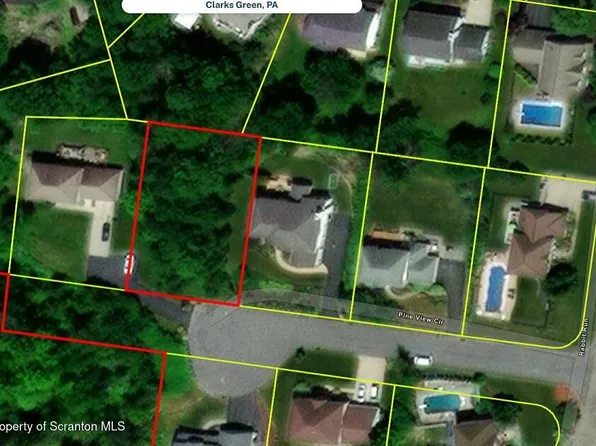 20 E View Dr, Clarks Summit, PA 18411
