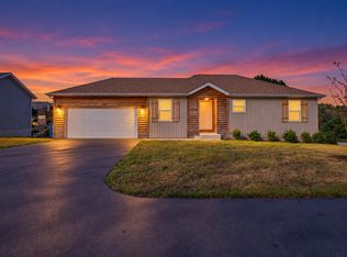 140 Sunset Cv, Branson, MO 65616