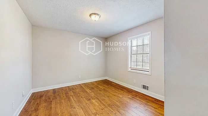 311 Wiley Ct SW — Photo 18