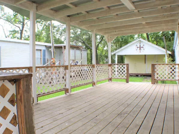 208 Vincent Ln, Sulphur, LA 70663