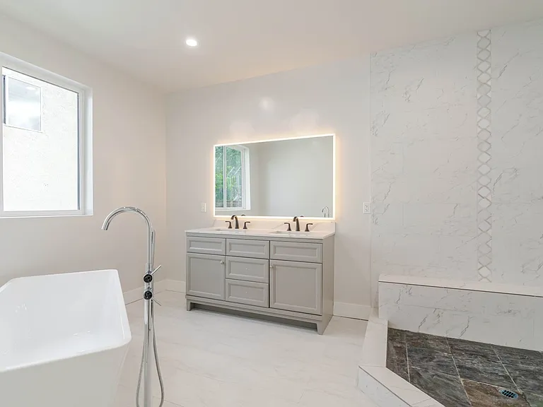 7416 Valaho Ln — Photo 23
