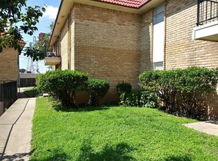 6414 Brentwood Stair Rd #112, Fort Worth, TX 76112