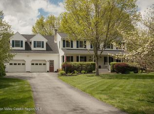 4 Echo Valley Rd, Red Hook, NY 12571