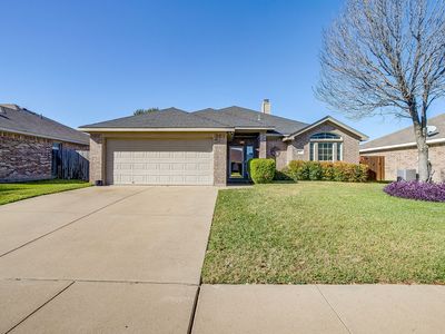 193 Adams Dr, Crowley, TX, 76036