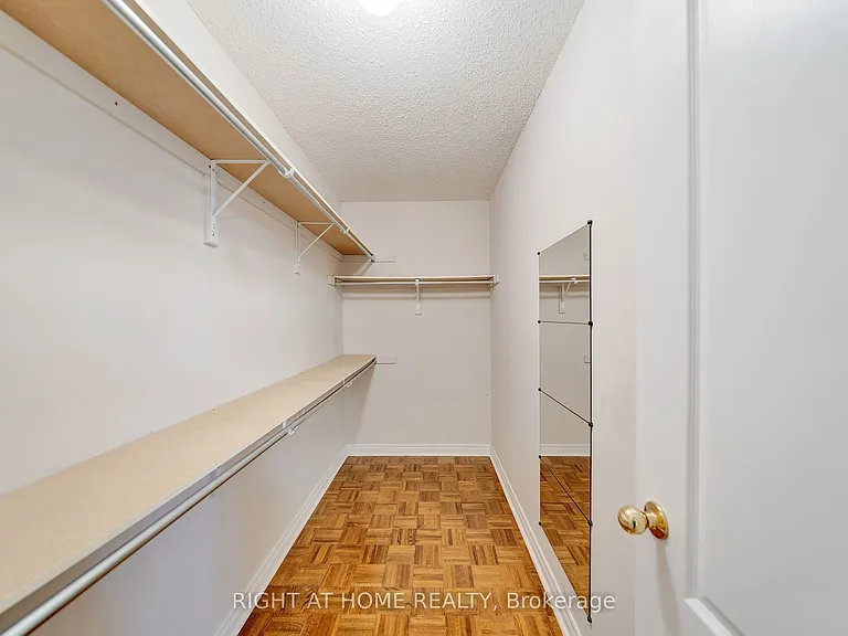 1030 Lonsdale Ln — Photo 14