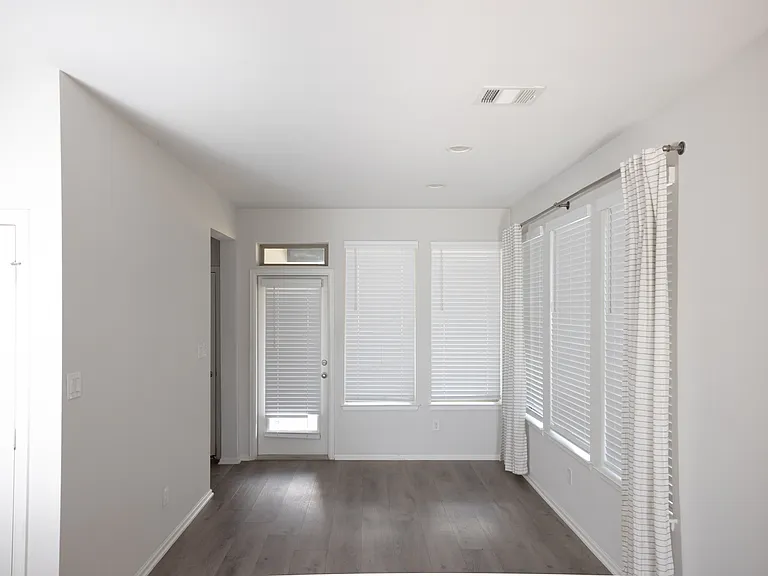 832 Azul Lagoon Dr — Photo 20