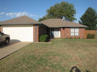 513 S Firelane Rd, Edmond, OK 73003