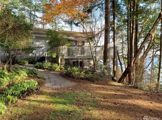 343 Peapod Ln, Olga, WA 98279