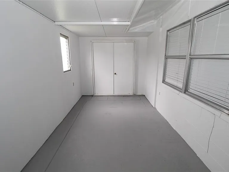 1104 Desert Hills Dr — Photo 21