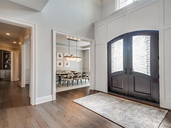 2nd image of 7901-7 Mile Rd