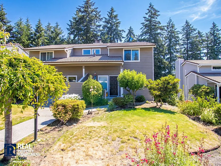 1317 Contra Costa Ave — Photo 24