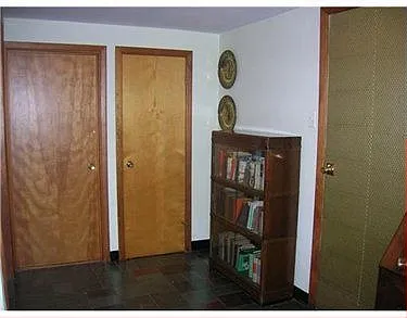 18 Underhill St photo 1