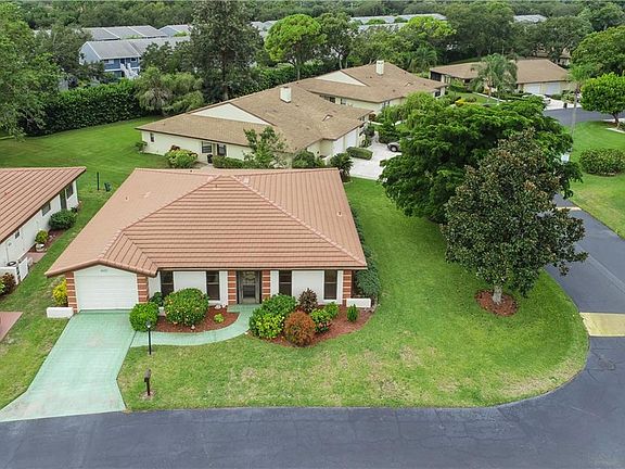 2nd image of 6101 Vivienda Dr