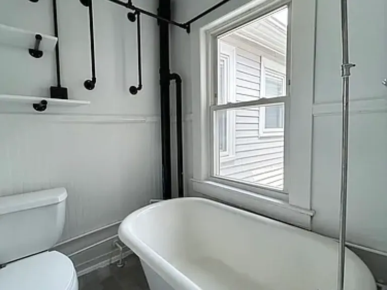 93 W Pearl St #A-7 — Photo 12