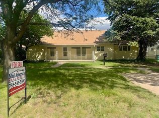 162 2nd St, Phillipsburg, KS 67661