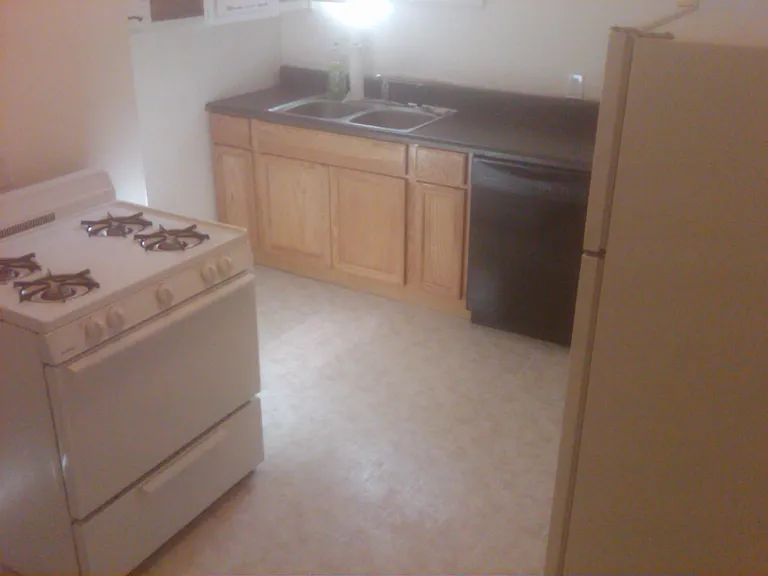 701 S Chapman St #5 — Photo 2
