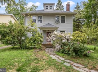 54 Warren St, Beverly, NJ 08010