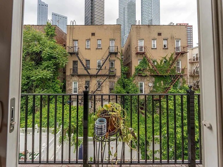 239 Baldwin Ave #3 — Photo 18