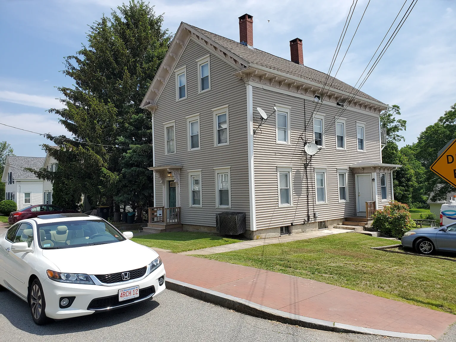 2 bed, 750 sqft, $1,700 — Photo 2