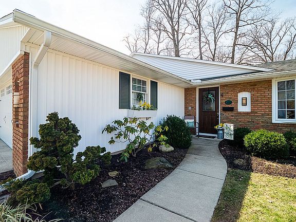 2nd image of 722 Strowbridge Dr