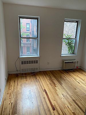 3rd image of 319 E 73rd St APT 3D