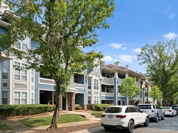 2209 Sumner Green Ave APT H, Charlotte, NC 28203