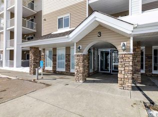 3 E Broadway Rise #214, Sylvan Lake, AB T4S0G9