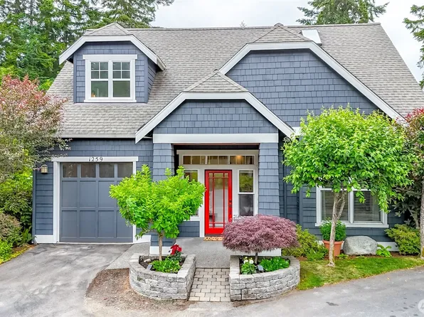 1259 Shanti Lane NE #7, Bainbridge Island, WA 98110