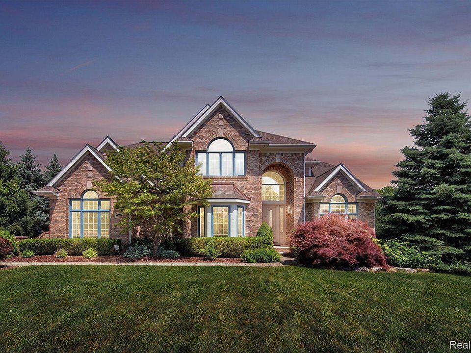 1st image of 22390 Diamond Ct