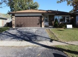 17477 Park Ln, Country Club Hills, IL