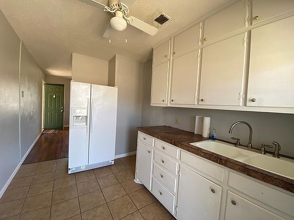 2nd image of 3214 W Kansas Ave APT A
