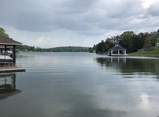 420 Anchor Dr, Moneta, VA 24121