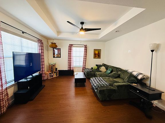 2nd image of 2 Holly Dr #B