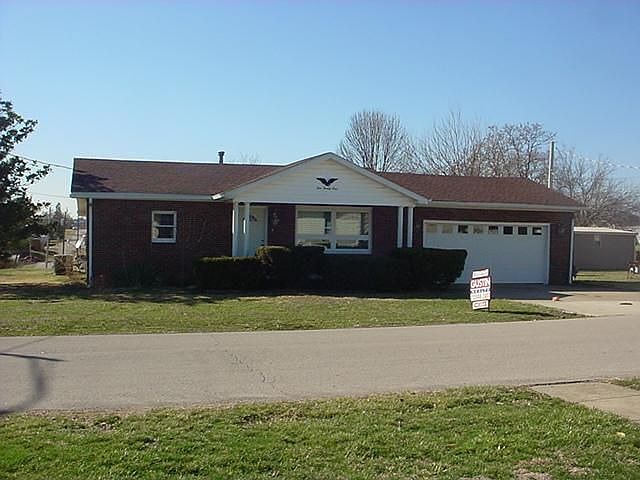 1st image of 121 Knoll Ave
