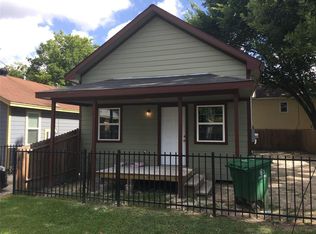 911 McIntosh St, Houston, TX 77009